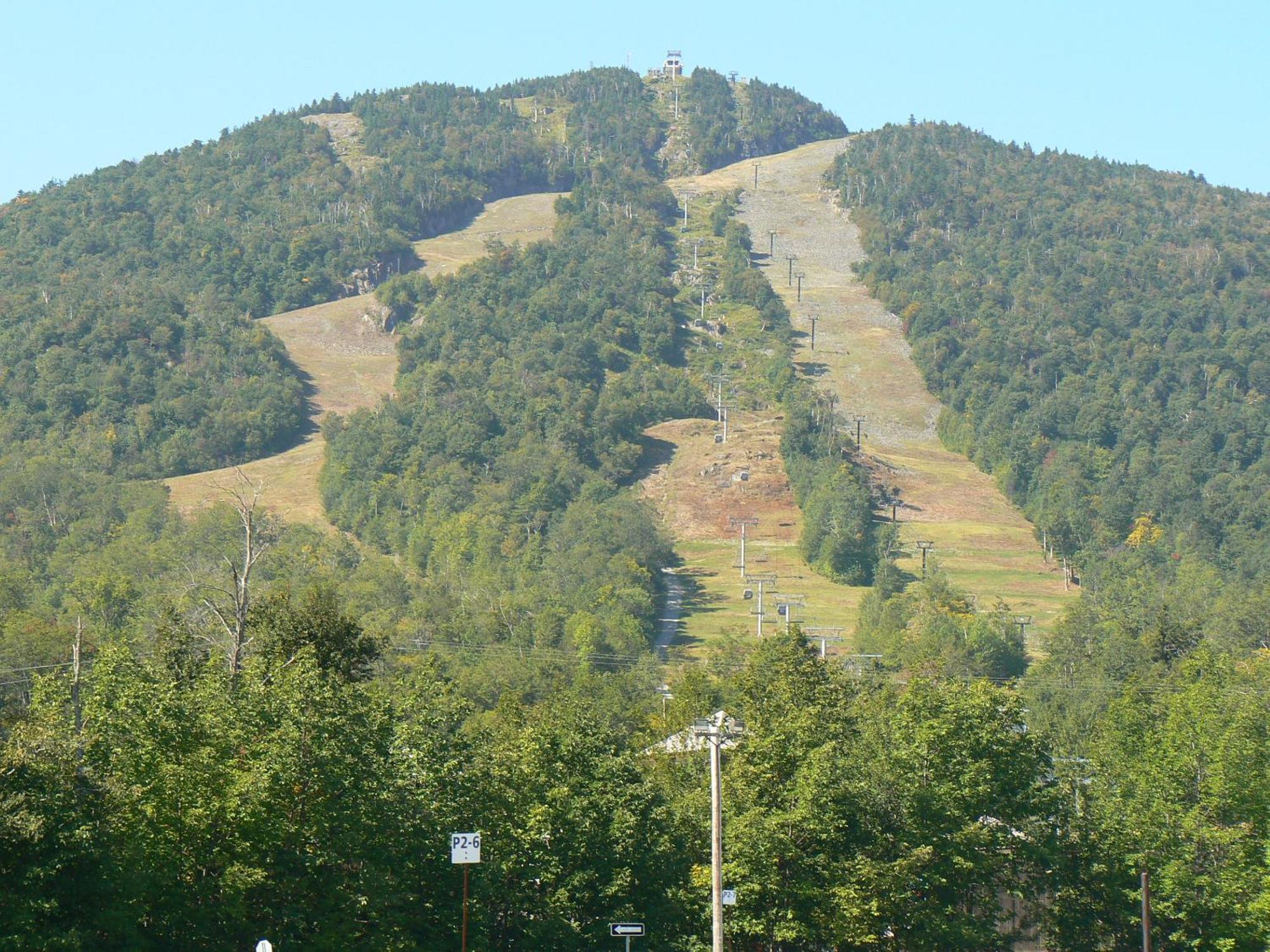 Auberge De La Tour Et Spa Magog ภายนอก รูปภาพ