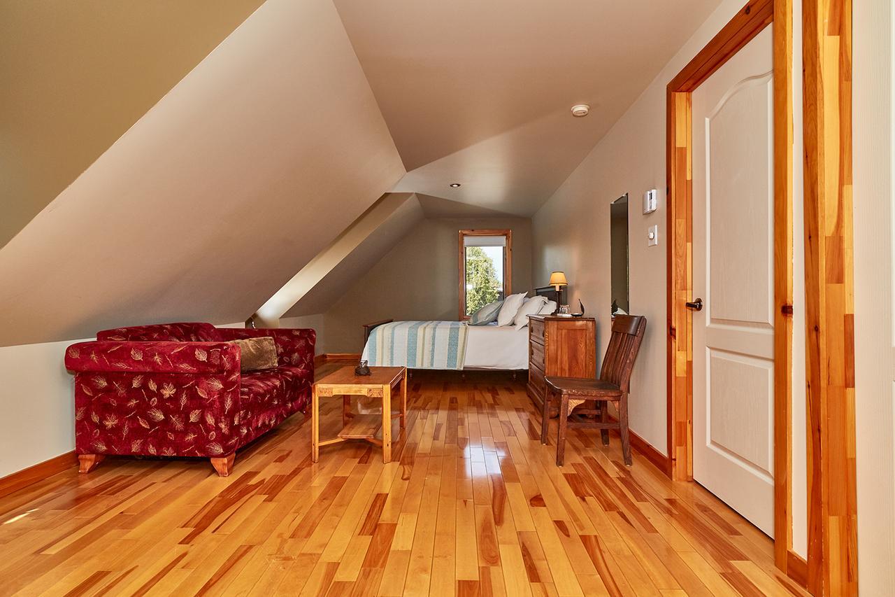 Auberge De La Tour Et Spa Magog ภายนอก รูปภาพ