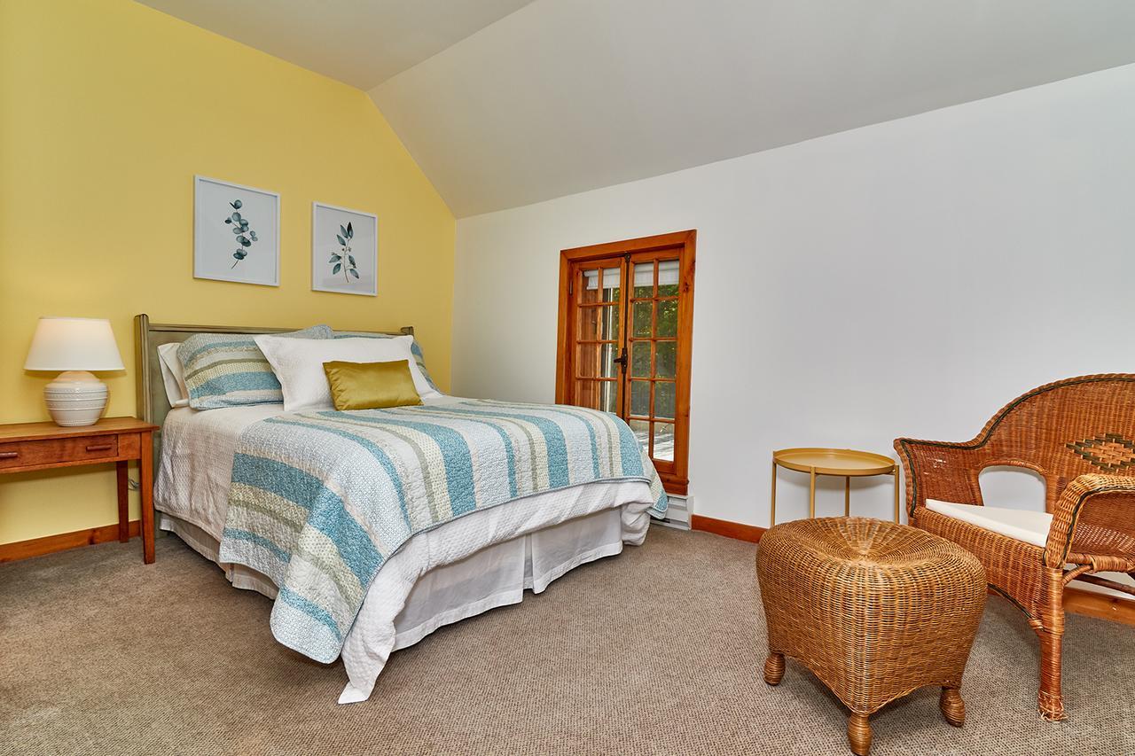 Auberge De La Tour Et Spa Magog ภายนอก รูปภาพ