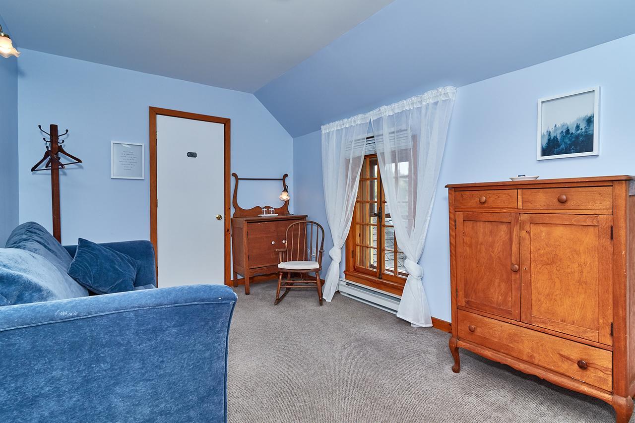 Auberge De La Tour Et Spa Magog ภายนอก รูปภาพ